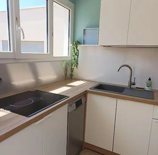 Le Coquet T2 A 50 M De La Saint-Raphaël