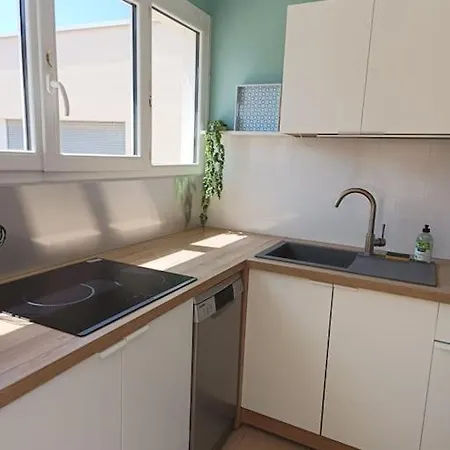 Le Coquet T2 A 50 M De La Saint-Raphaël